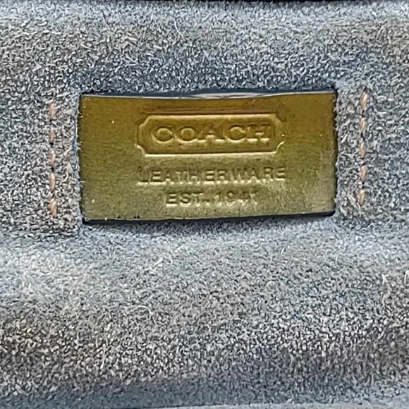 COACH Ltd. Ed. Hamptons Blue Suede w/green patent handles tote - Picture 5 of 9